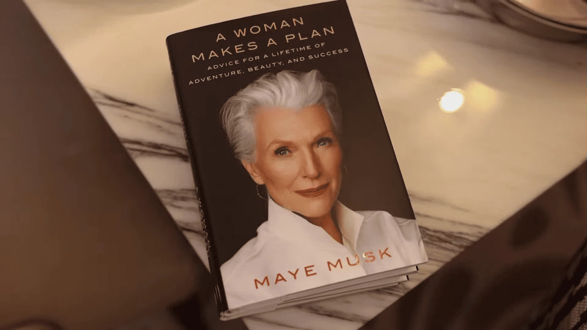 Timeless Elegance in Dubai Video Cover